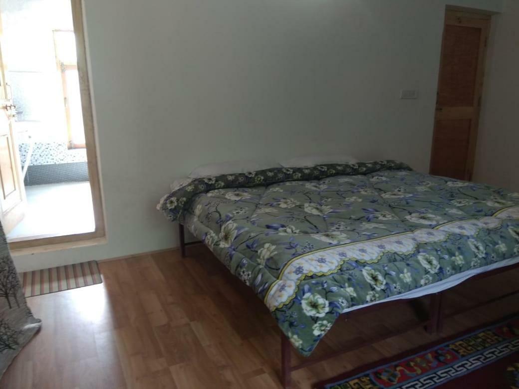 Chosdup Guest House Лех Екстер'єр фото